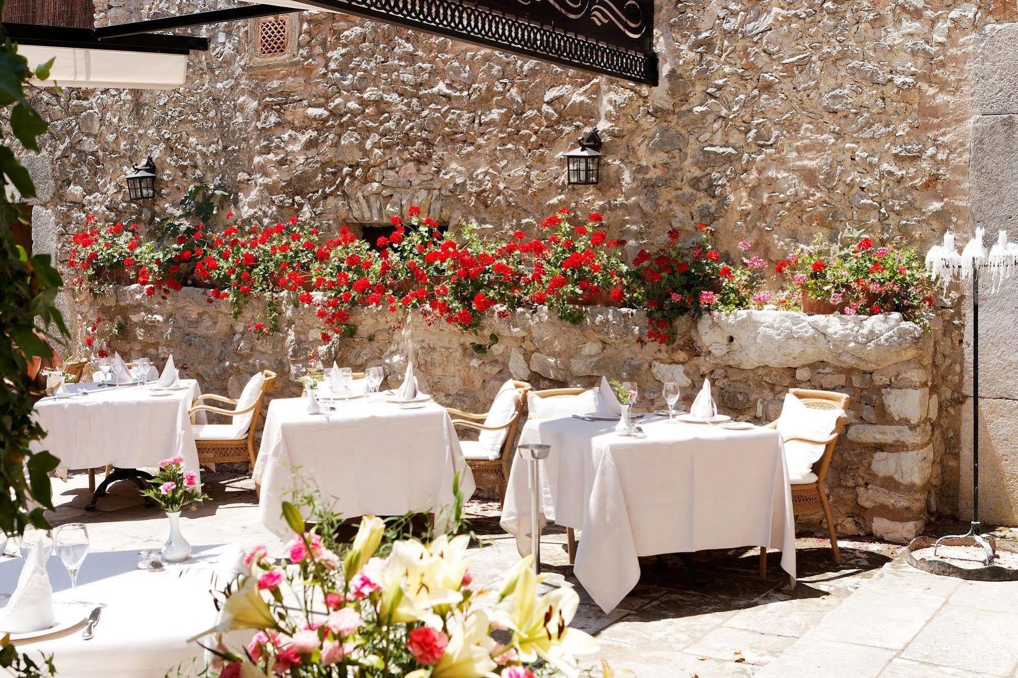 L'Hermitage Hotel & Spa Orient Exterior foto